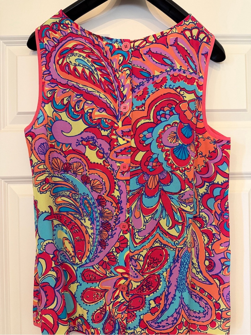 Lilly Pulitzer "Feelin Groovy" Silk Blouse Large Retails - Picture 3 of 3
